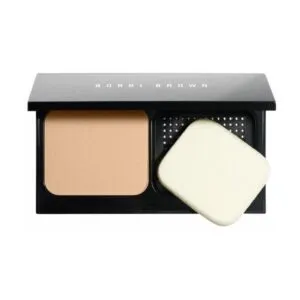 Bobbi Brown Skin Weightless Powder Foundation #3 Beige for added texture and a smoother finish